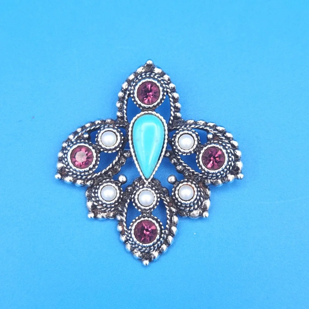 Vintage Sarah Coventry Silver Tone Turquoise Imperial Cross, Fleur-de-Lis Pin